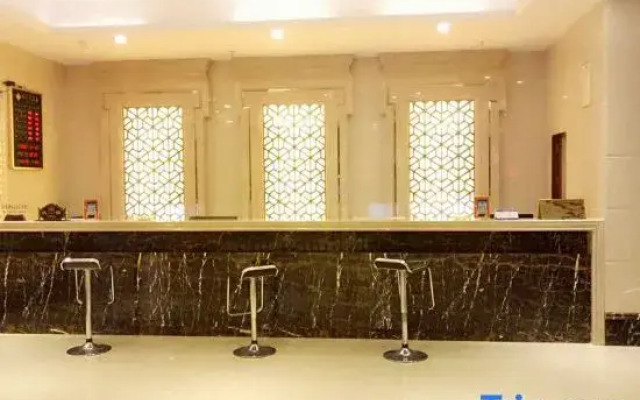 Huaxia Hotel