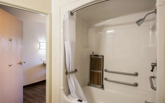 Red Lion Inn and Suites Butte