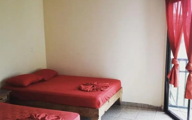Hotel Feliz Vida