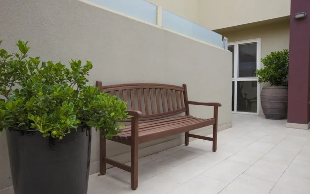 Boutique Stays - Elwood Hideaway
