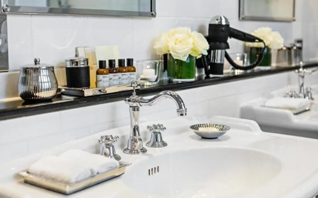 Fairmont Hotel Vier Jahreszeiten Hamburg