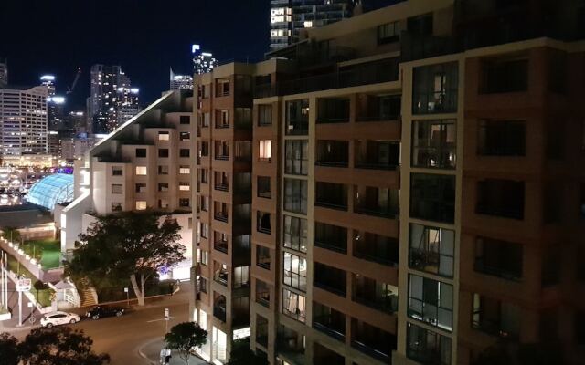 Liv Apartments Darling Harbour