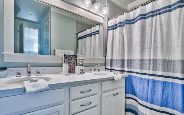 Naut On The Clock NEW Luxury