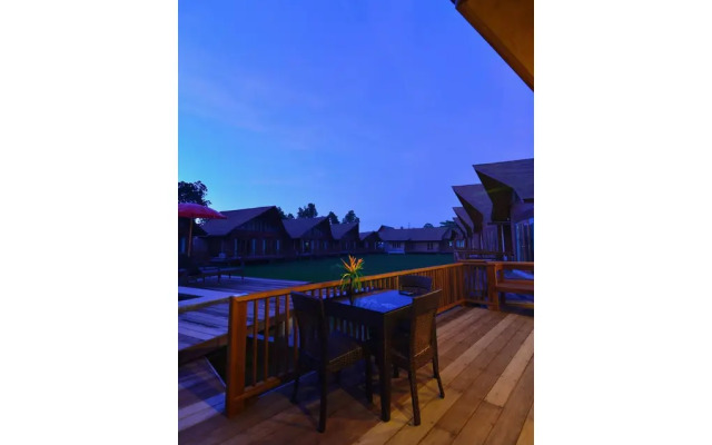 Rice Farm Villa Suratthani