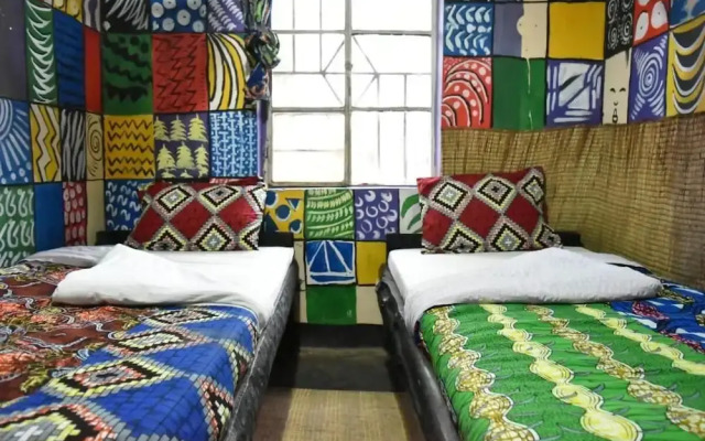 Room in B&B - Red Rocks Rwanda - Triple Room