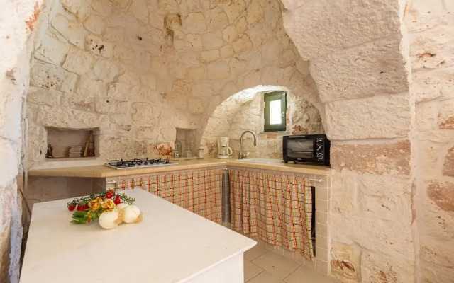 2422 Il Trullo di Erna by Barbarhouse