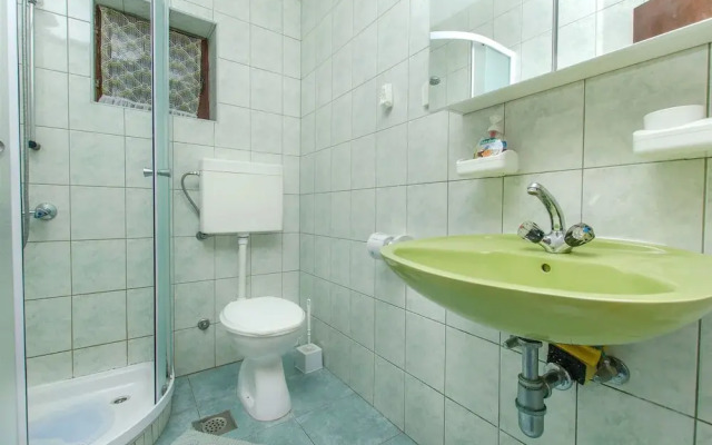 Apartments and Rooms Stjepan