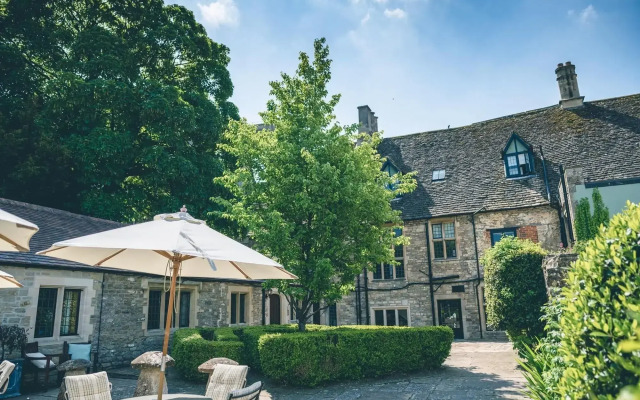 The Old Bell Hotel
