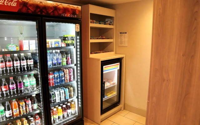 Holiday Inn Express Newberg - Wine Country by IHG