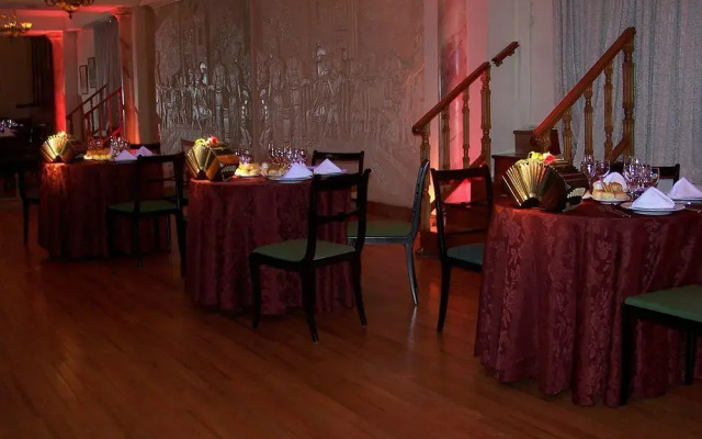 Mansion Dandi Royal
