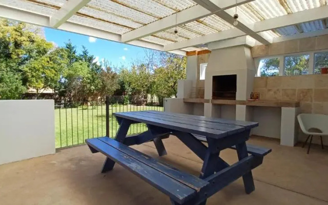 Garden Court Guest House