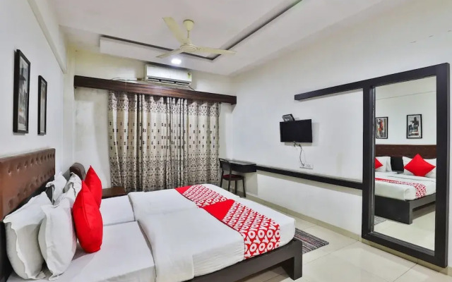 Oyo 24135 Hotel Anand Inn