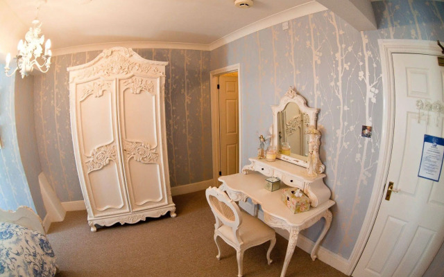 Enchanted Manor