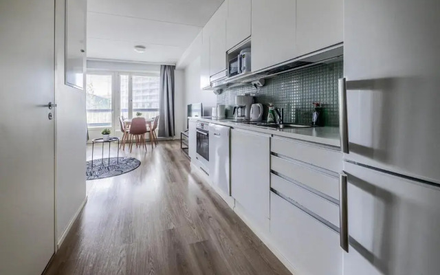 SleepWell Apartments Niittykumpu 12 - Metro, 15 min from Helsinki City