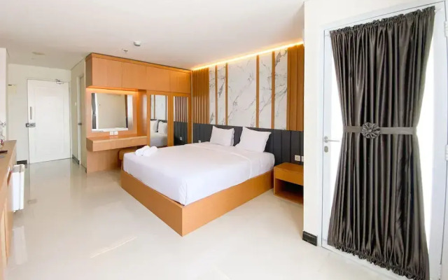 Cozy Living Studio (No Kitchen) At Sentraland Semarang Apartment