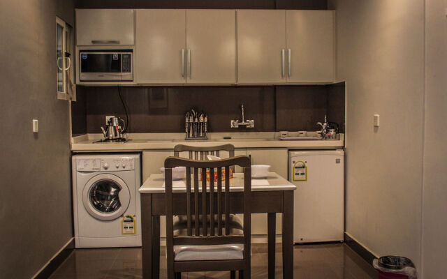 Nobel Hotel Apartments