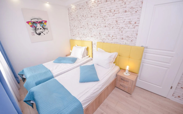 Colors Apartment - Cismigiu Gardens