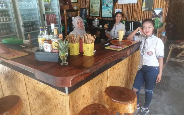 Ana Warung & Bungalows