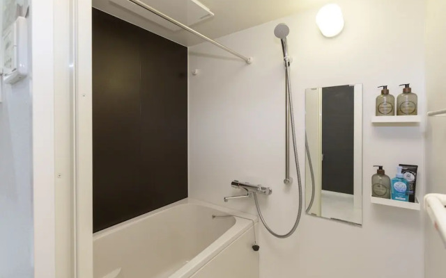 JESUS SQUARE Nippombashi