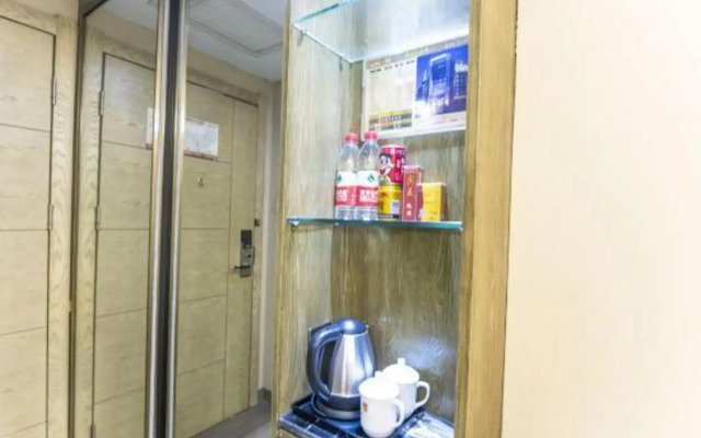 Chenlong 168 Hotel (Huaihua Hexi Branch)