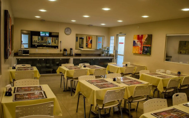 Atalanta Hotel