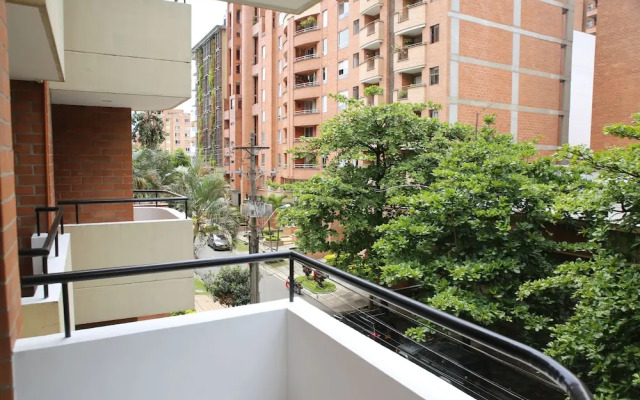 Saint Geny By Nomad Guru