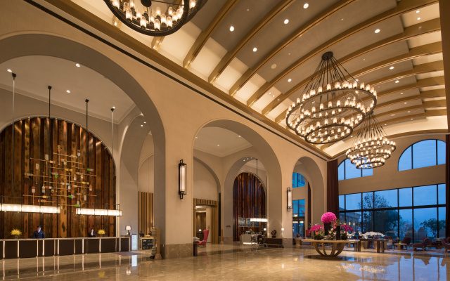 Crowne Plaza QingdaoOrientalMovieMetropolis