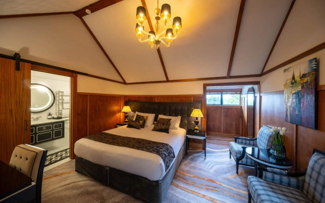 Hamurana Lodge