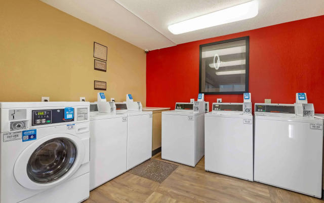 Extended Stay America Suites Washington DC Falls Church