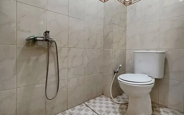 OYO Life 2807 Nusa Indah Kost Putri