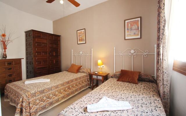 1077 Apartment Paola