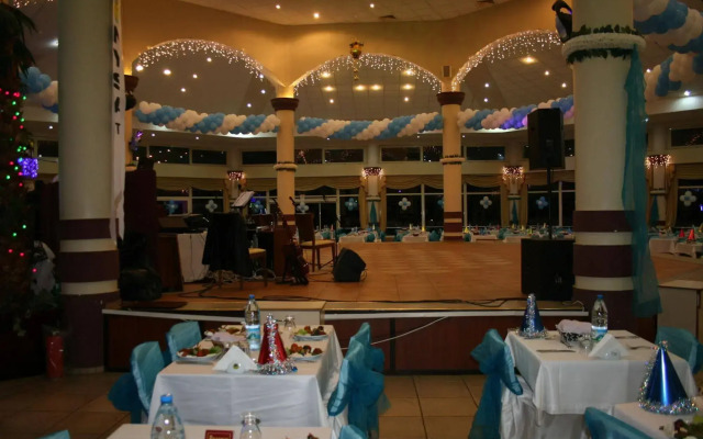 Nysa Hotel
