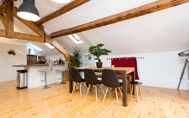 Big loft 107m2, 10min walk to Palais des Festivals