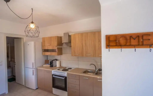 Remvi GUEST HOUSE