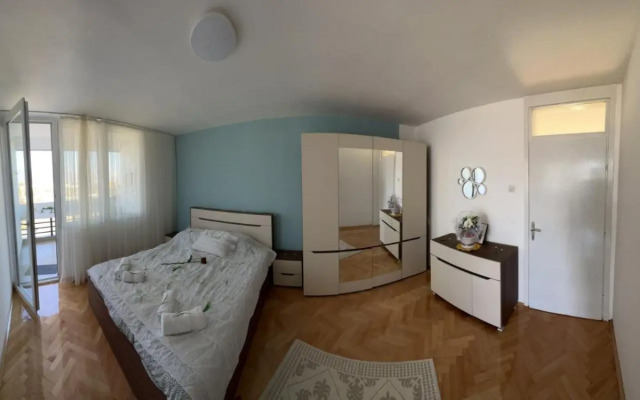 The Goldie Apartment