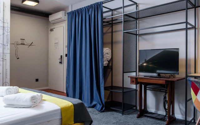 Swanky bed&breakfast