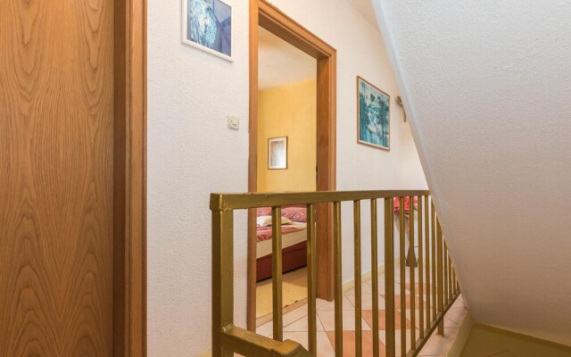 Nice Home in Vodice With Wifi and 2 Bedrooms
