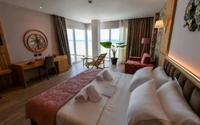 Iliad Hotel