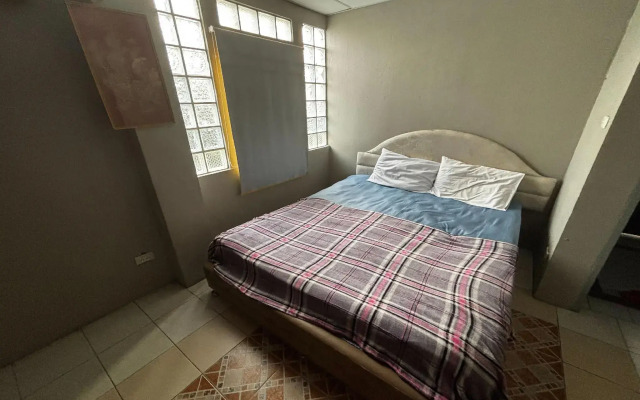 OYO 457 Panasan Villa