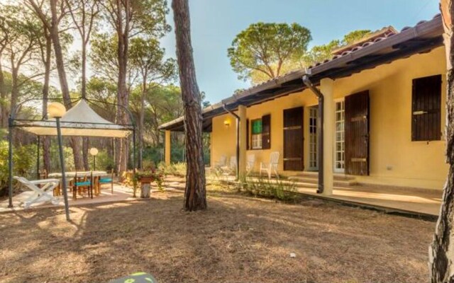 House With 4 Bedrooms in Santa Margherita di Pula, With Furnished Terrace and Wifi - 400 m From the Beach