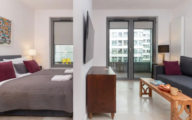Plac Unii Apartment Gdynia by Renters