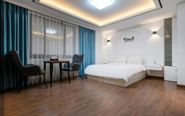 Stay Hotel