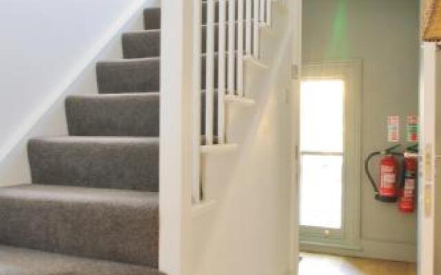 Clerkenwell Premium Deluxe