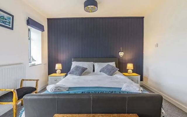 7 Severn Terrace