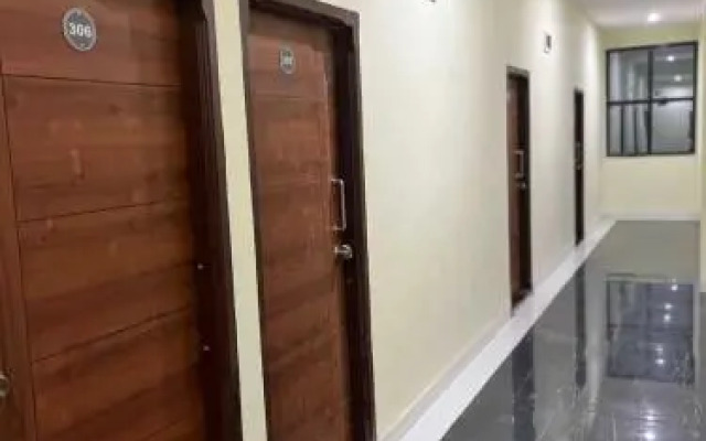 Hotel Pravin Executive by OYO Rooms