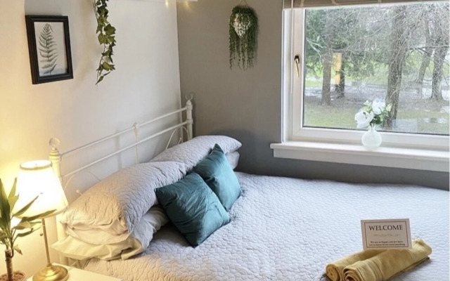 17G Regent Place