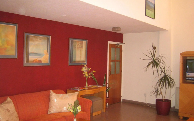 Onisillos Hotel