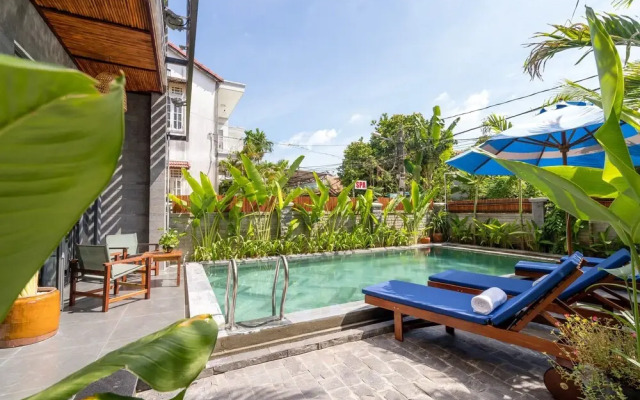 Tropical Home Villa