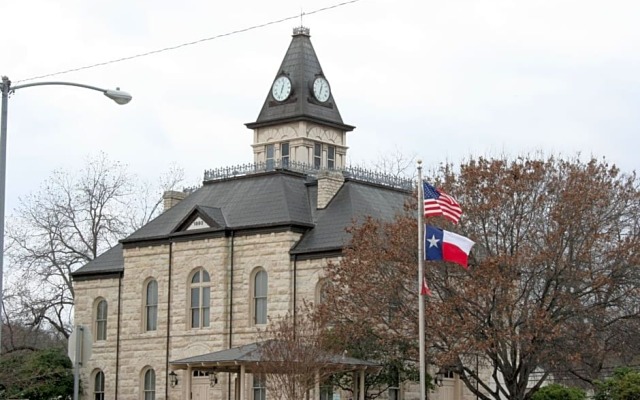 Holiday Inn Express Glen Rose, an IHG Hotel