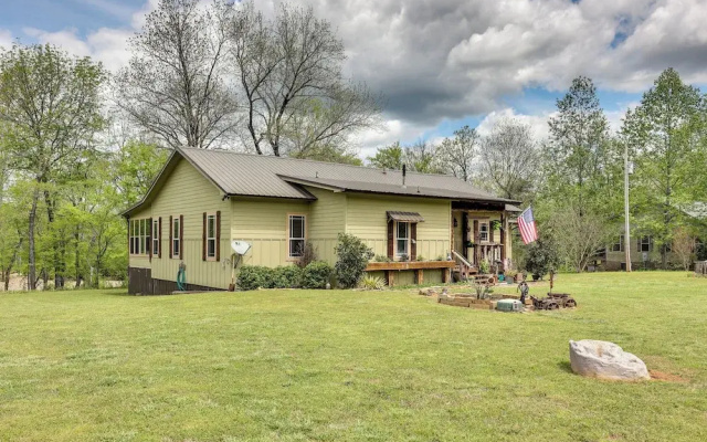 Flag Hole riverfront Cabin Near Local Attractions!